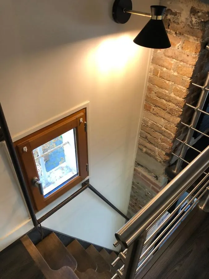 Suites Rive Gauche - Maison Montmartre - Chez Ludo Paris Holiday home